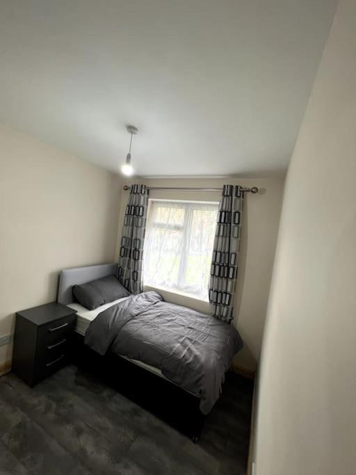 Luxury 3 Bed 3 Bedroom House Harborne เบอร์มิงแฮม ภายนอก รูปภาพ